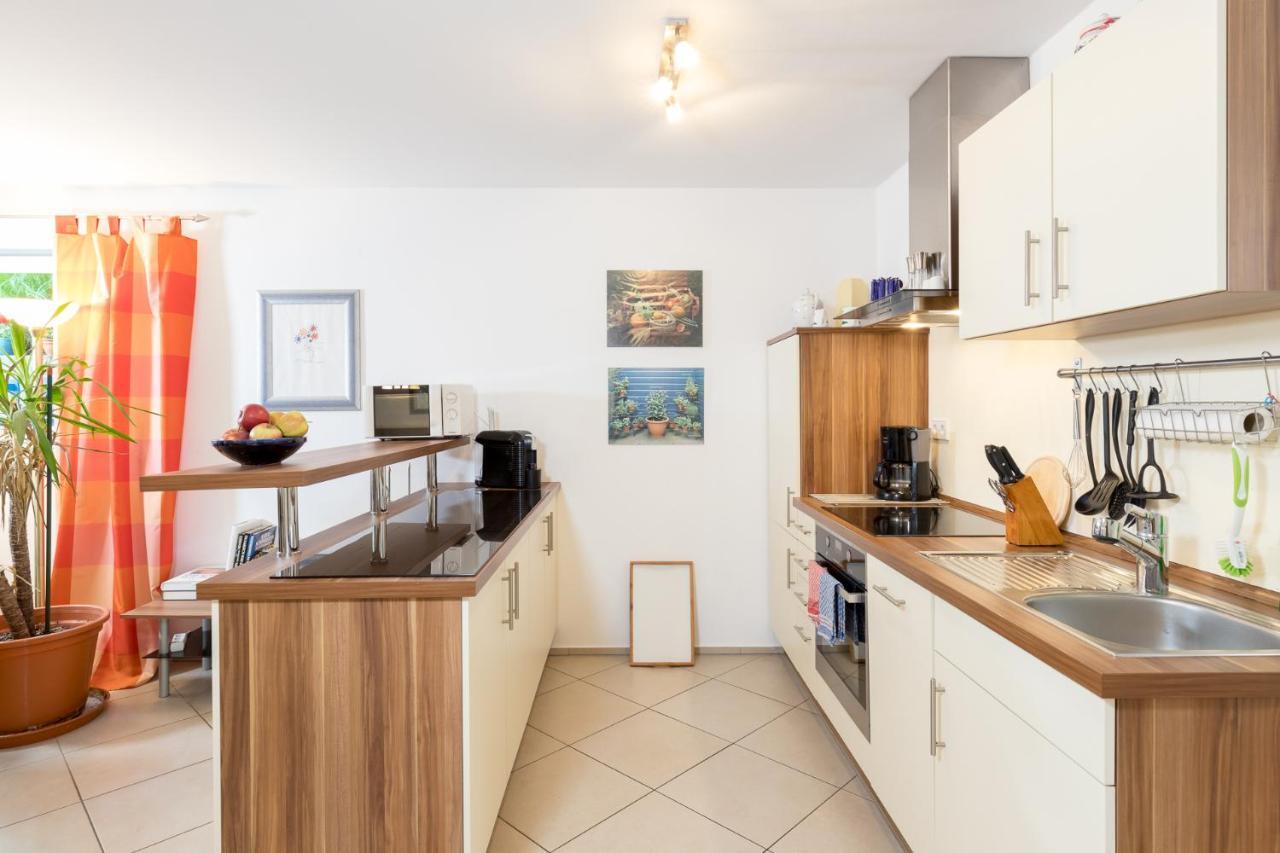 Bodensee Apartment Ueberlingen "Bauhaus Ueber Der Stadt" Dış mekan fotoğraf