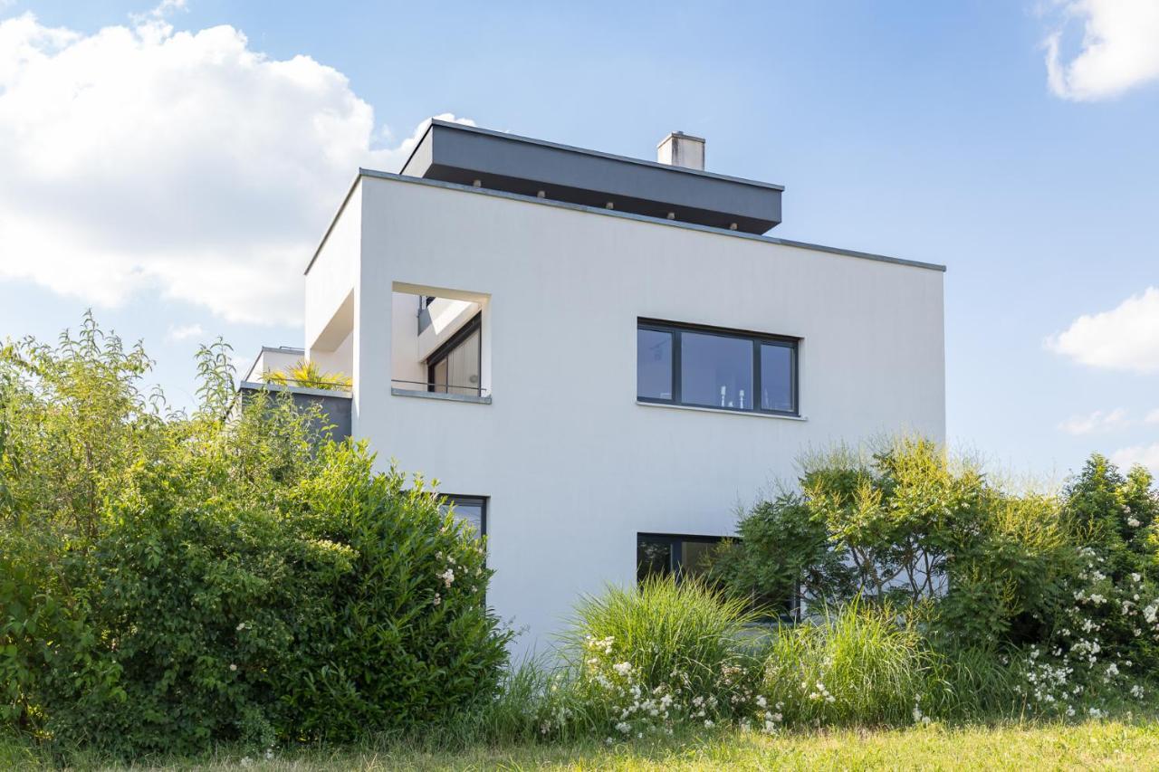 Bodensee Apartment Ueberlingen "Bauhaus Ueber Der Stadt" Dış mekan fotoğraf